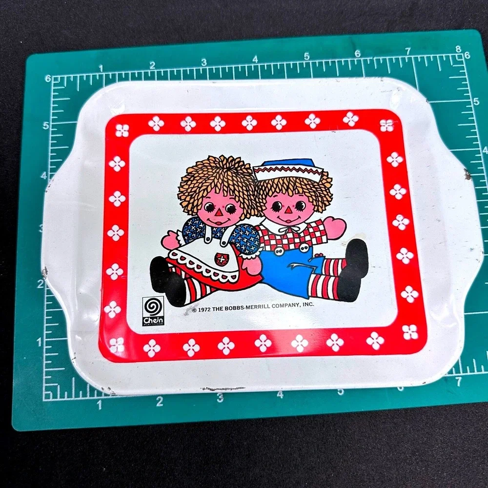 Vintage Raggedy Ann and Andy Tin Tray 1972 Cheinco Nostalgic Decor‎